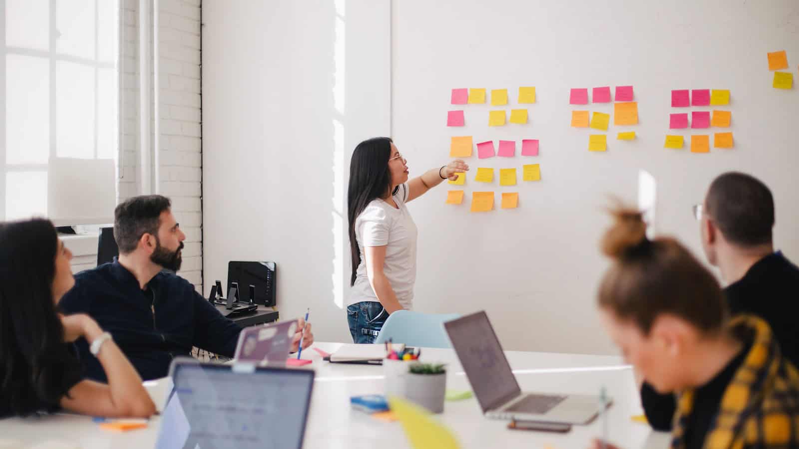 Building a Sales Team: Hire, Lead, Structure Your Way to Revenue Scale